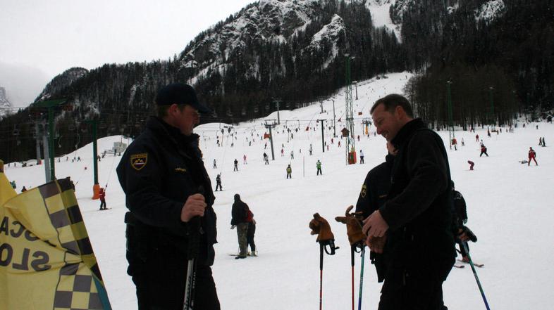 Policisti so včeraj na šestih gorenjskih smučiščih opravljali poostren nadzor va