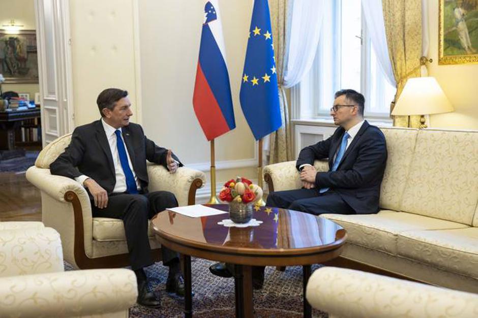 Predsednik vlade Marjan Šarec je predsednika države Boruta Pahorja obvestil o odstopu | Avtor: Urad predsednika Republike Slovenije