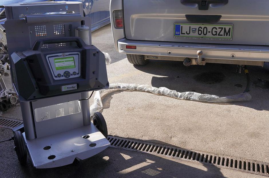 DPF filter: meritve trdnih delcev v izpuhu dizelskega avtomobila | Avtor: Matija_Janežič