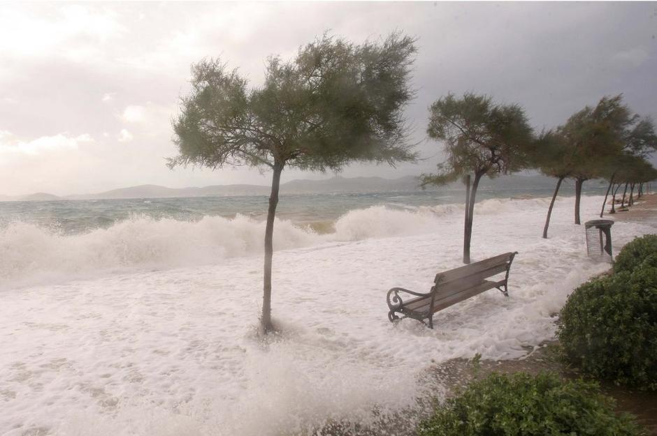 Visoki valovi v Zadru  | Avtor: Dino Stanin/PIXSELL