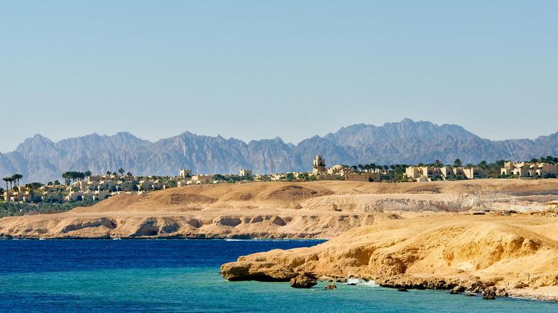 V Šarm el Šejku, tudi za Slovence priljubljenem letovišču, se trenutno nahaja od