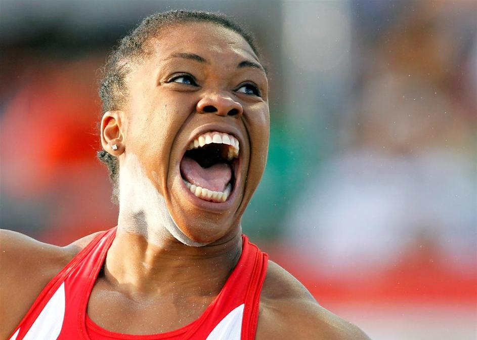 Cleopatra Borrel-Brown, suvanje krogle