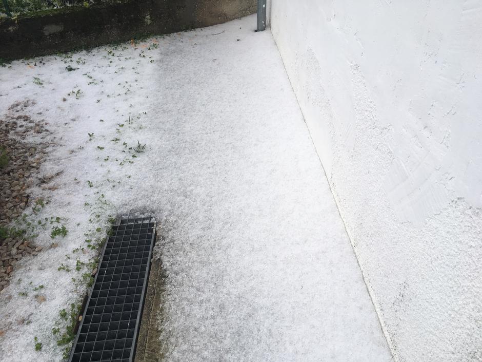 Sodra in toča na Goriškem | Avtor: Bralka