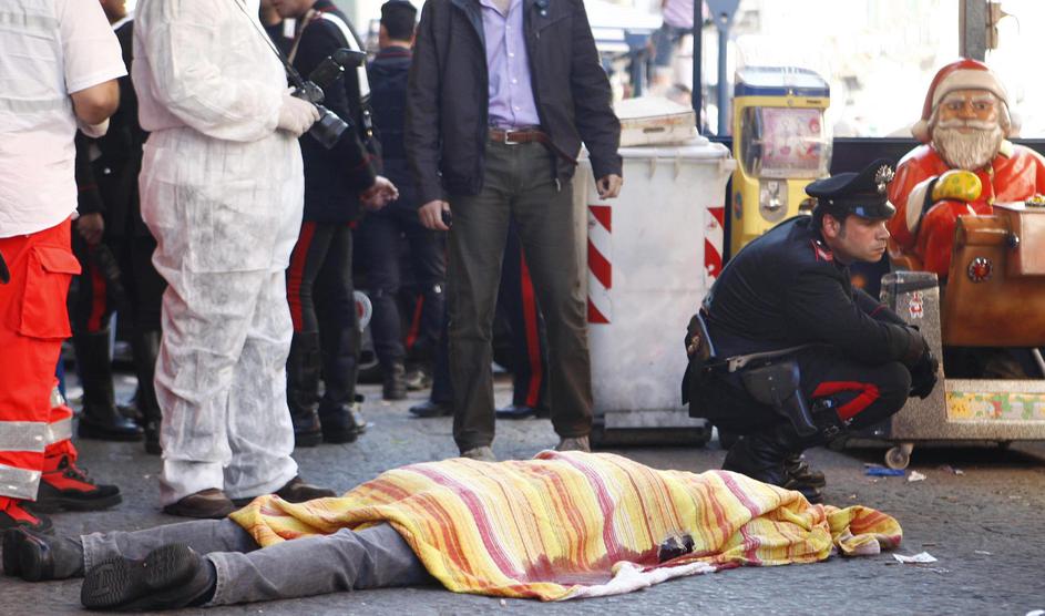 53-letnega Tarracina je neznanec dvakrat ustrelil v glavo. © Reuters