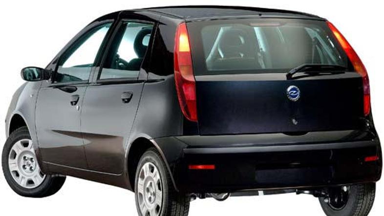 Skoraj 18.000 ljudi se je v Srbiji že postavilo v vrsto za nakup novega avtomobi