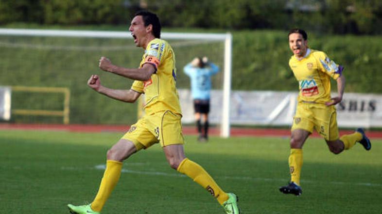 Po Miranu Pavlinu je prva slovenska nogometna liga dobila še drugega igralca in 