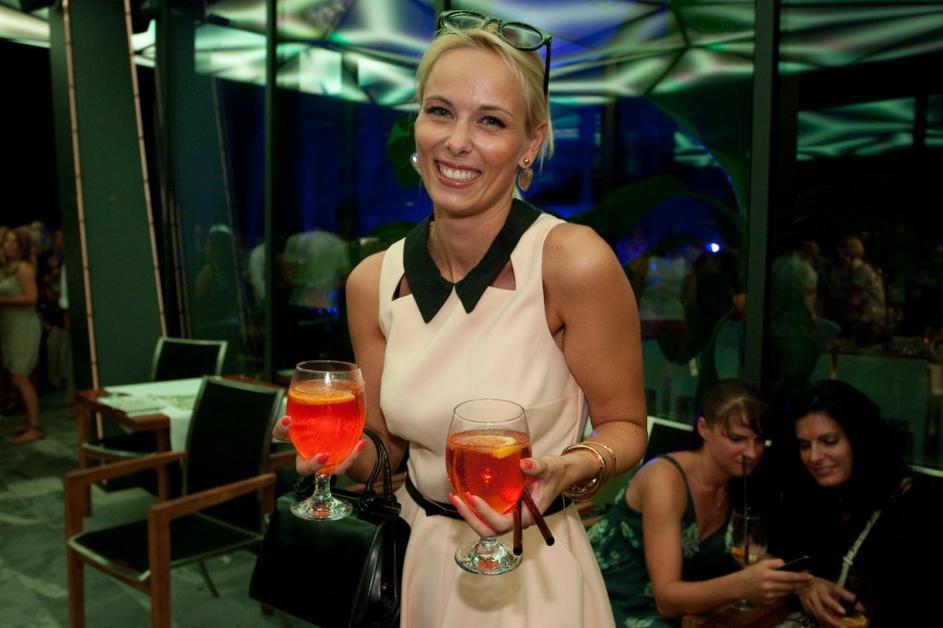 Smetana ve, kako se žura na plaži