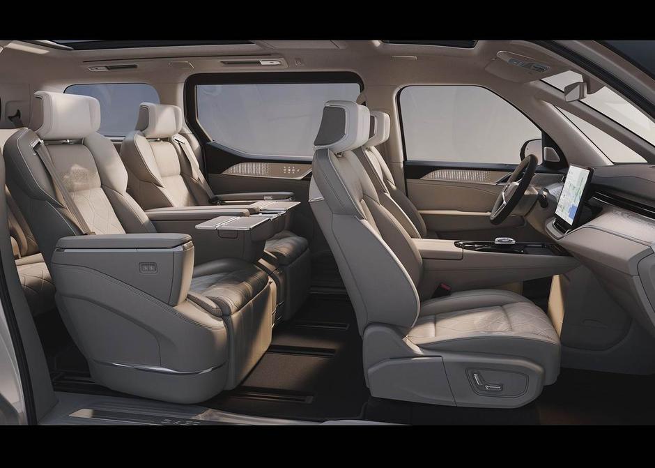 Volvo EM90 | Avtor: Volvo