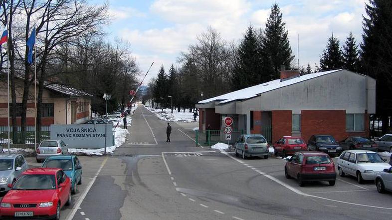 Vojašnica Franca Rozmana-Staneta