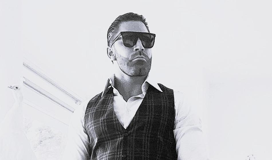 Maschine ni več, pred tremi dnevni je še takole poziral