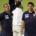 Medtem ko je Cannavaro (levo) odšel, je mnogo zvezdnikov, med njimi tudi Alessan