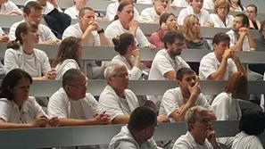 Zdravniška stavka: Zbor na UKCL