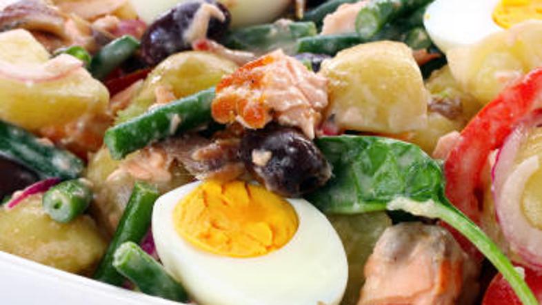 Pripravljena solata ni bila povsod ustrezna.