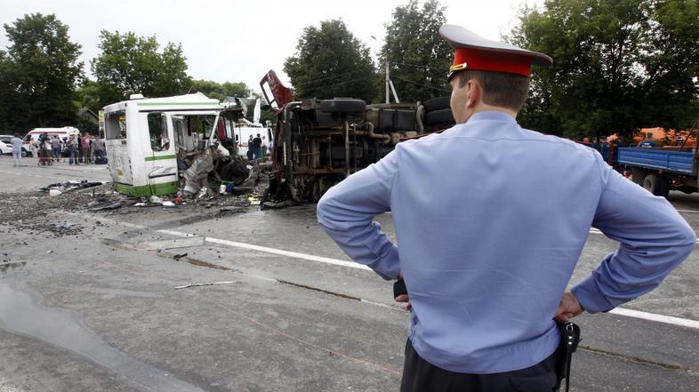 nesreča, Moskva, avtobus, tovornjak