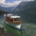 Ladja Bohinj lahko sprejme 52 potnikov, prevoz po Bohinjskem jezeru v eno smer p