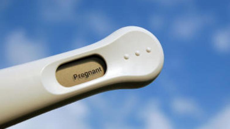 O nosečnosti se lahko prepričate na različne načine.