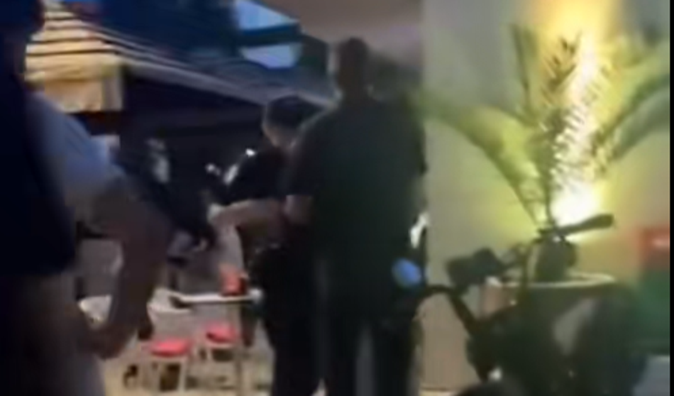 Video: Lauro iz Sanjskega moškega aretirali, ob njenih krikih vam bo zaledenela kri