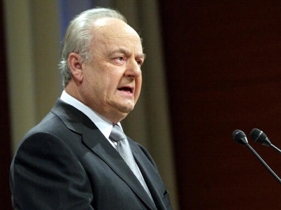 Zlatko Šugman je leta 1986 prejel tudi Borštnikov prstan.