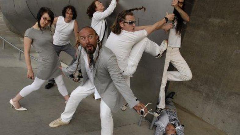 Fuzija balkan-punk-rock-gypsy-metal-folk (Kultur Shock) in ska-reggae-blues-soul