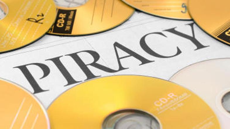 Po raziskavi BSA kar tretjina slovenskih trgovcev napeljuje k namestitvi nelegal