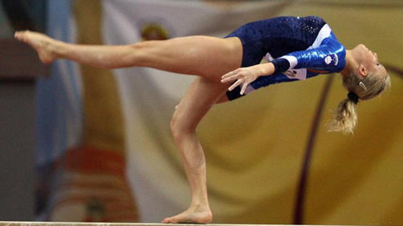 adelasajn27_main_afp