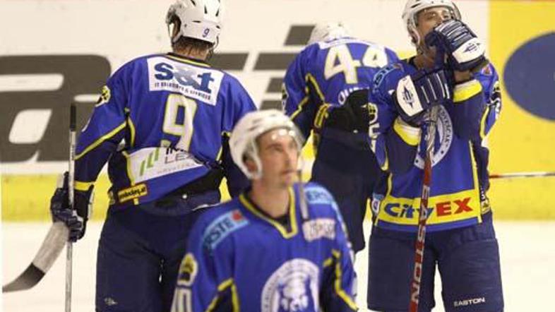 Hokejisti Medveščaka so proti Salzburgu izgubili šele po podaljšku.