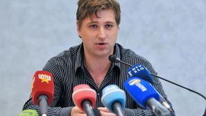 "Zahtevali bomo vrnitev tega denarja," napoveduje Pezdir. (Foto: Dejan Mijović)