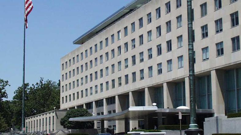 Myers je iz State Departmenta Kubancem pošiljal najvišje državne skrivnosti vse 