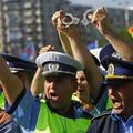 Petkov protest policistov (Foto: Reuters)