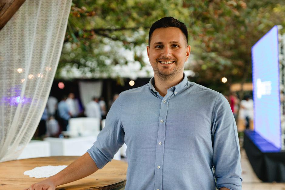 NLB | Avtor: Iztok Lazar