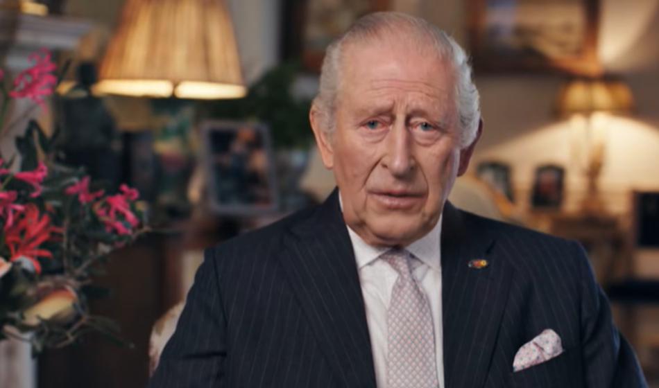 Kralj Karel prekinil molk in se oglasil z novico o svojem zdravju
