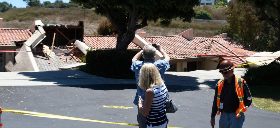 Zemeljski plaz v Kaliforniji | Avtor: Profimedia