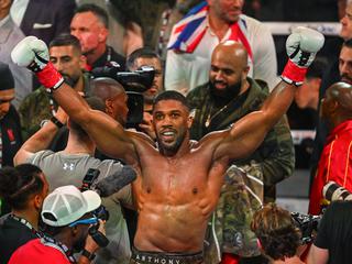 Anthony Joshua vs Jake Paul