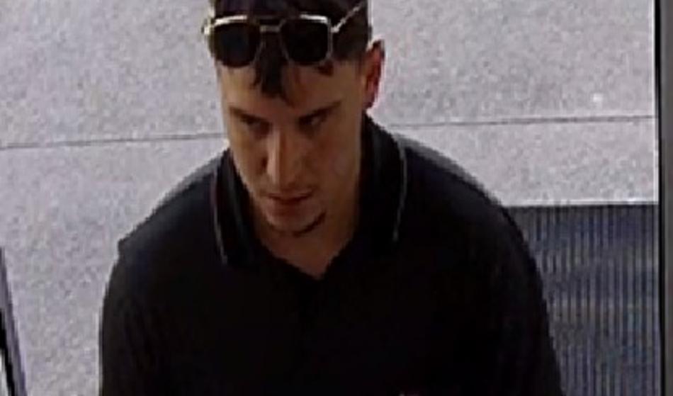 Poznate moškega na sliki? Policija zbira informacije o njem!