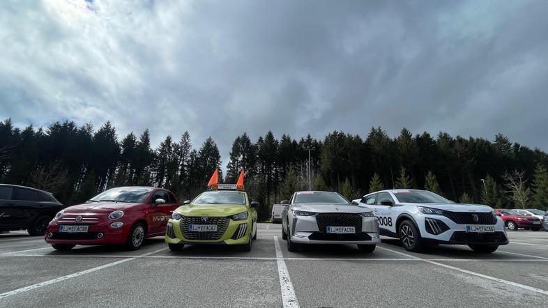 Spremjevalna vozila na kolesarski dirki po Sloveniji