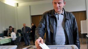 Glede na neuradne rezultate, bo najbolj prepričljivo zmagal Šrot. (Foto: Gregor 