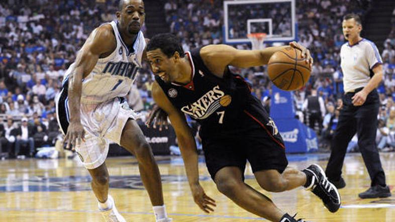 Andre Miller (desno) bo v prihodnji sezoni nosil dres Portlanda.