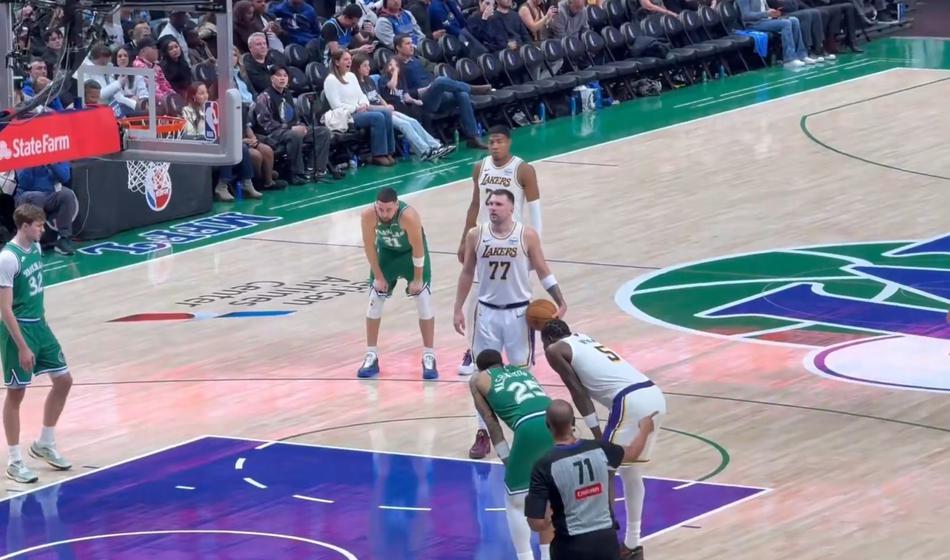 Noro, kaj so navijači Dallasa med tekmo počeli Dončiću