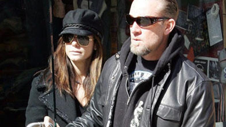 Sandra z možem (Foto: Flynet/JLP)