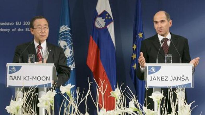 Ban Ki Mun je predlagal, da bi bilo vprašanje Kosova bolje reševati v Evropi.