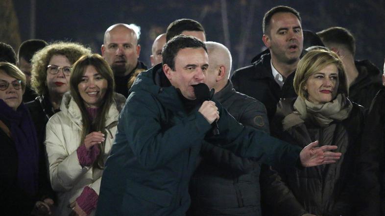 Albin Kurti slavi zmago na volitvah
