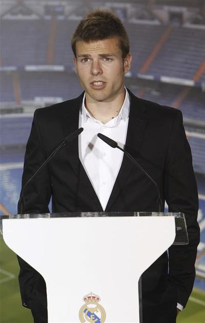 Illarramendi Real Madrid predstavitev Santiago Bernabeu nov igralec okrepitev