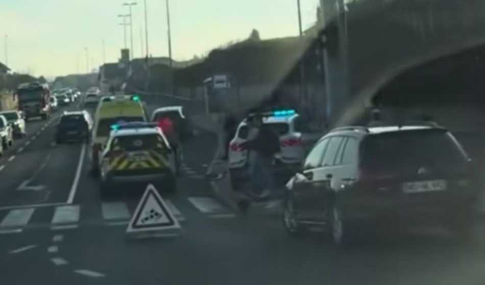 Huda nesreča na Dolenjskem: Voznica trčila v otroka