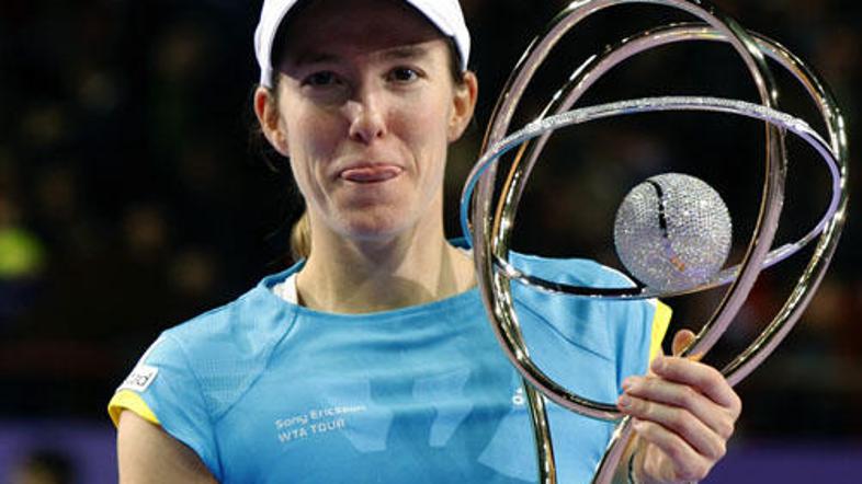 Justin Henin je dobila najmočnejši turnir minulega tedna in ostaja številka 1 že