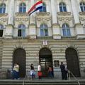 Sodišče v Osijeku ob začetku obnove - še brez klimatskih naprav.