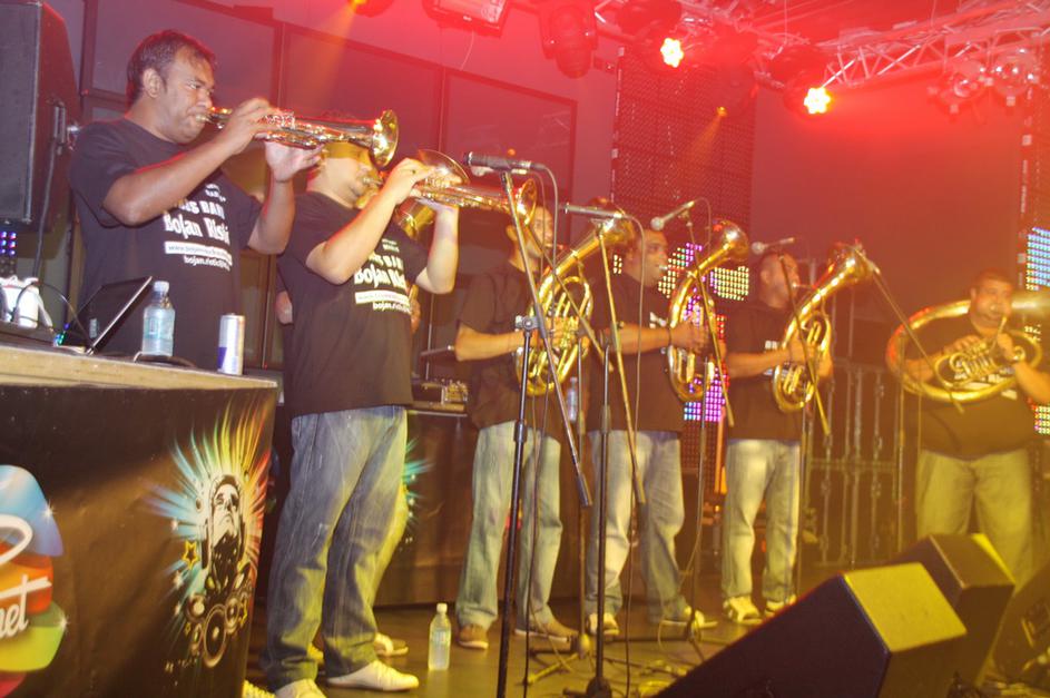 Trubači razplesali Koper