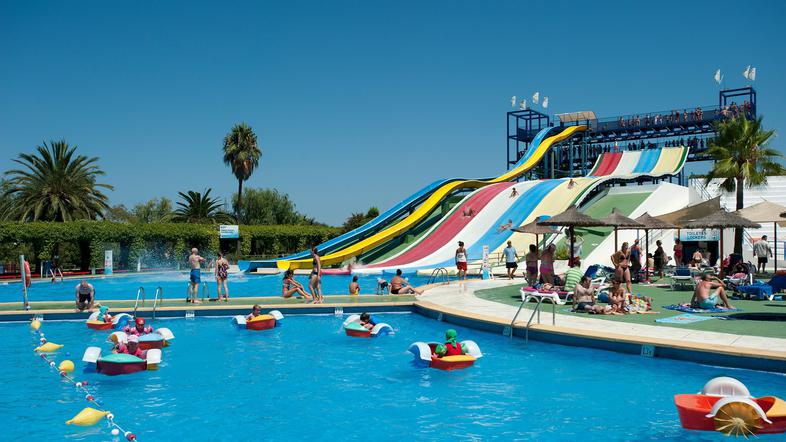 kopališče bazen tobogani