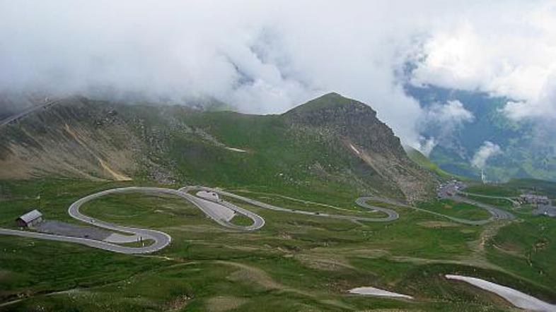 48 kilometrov "zavitih nebes" so odprli leta 1935.