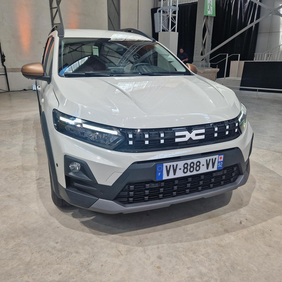 Prenovljena dacia sandero