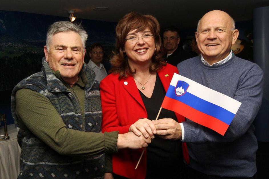 Slovenska hiša in del objektov v olimpijski vasi so opremljeni v skladu s celost